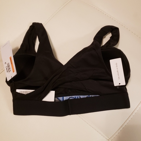 CALVIN KLEIN BRAND NEW LIGHTLY LINED BRALETTE S - Picture 6 of 6